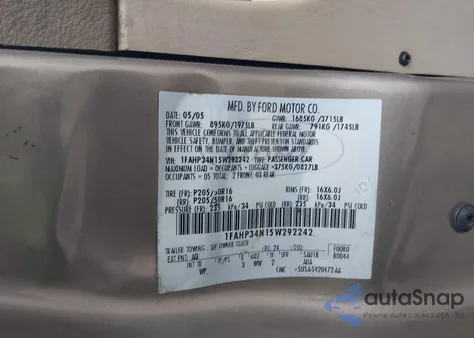 2005 Ford Focus Zx4 из США, поврежденный, VIN 1FAHP34N15W292242